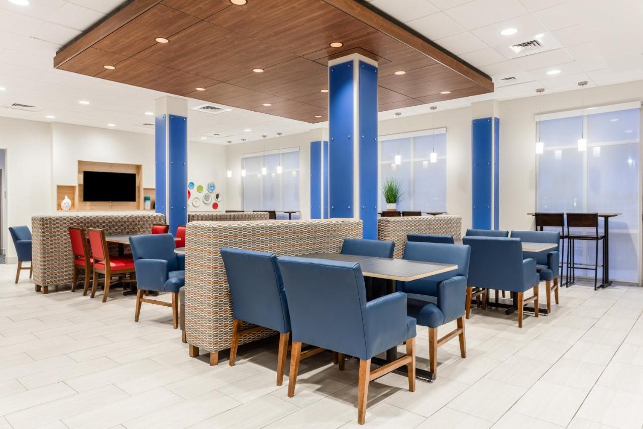 Holiday Inn Express & Suites - Ottawa By Ihg Εξωτερικό φωτογραφία